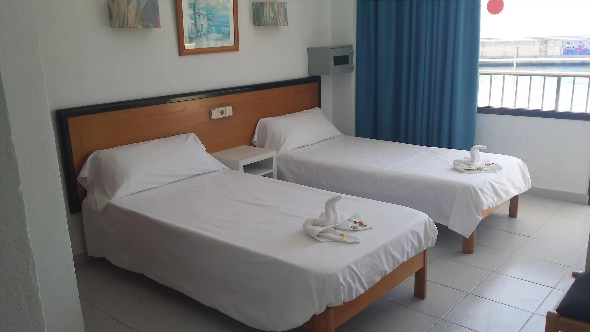 Hostal Port Corona Cala Ratjada  Guest house Cala Ratjada (Mallorca)
